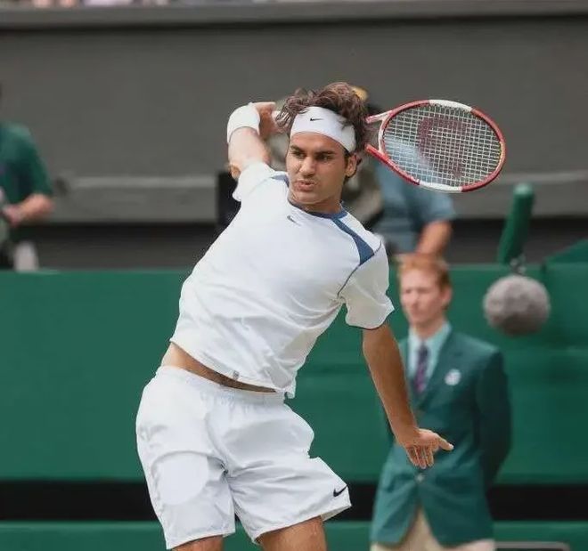 开云-费德勒迎来十赛季高光表现，C9球迷沸腾！的简单介绍